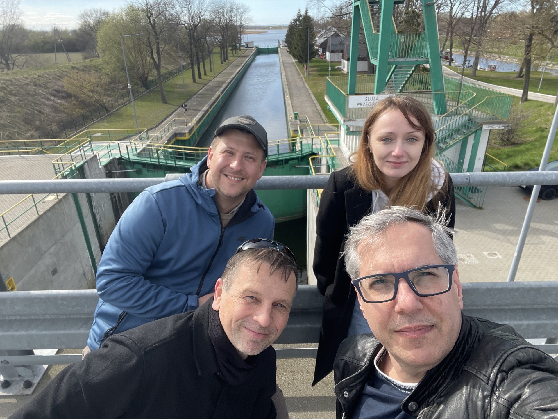Na zdjęciu od góry dr inż. Marcin Bujko, dr inż. Ewa Daniszewska, dr inż. Ireneusz Dyka oraz dr hab. inż. Piotr Srokosz, prof. UWM