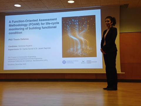 Veronica Royano w trakcie obrony rozprawy doktorskiej