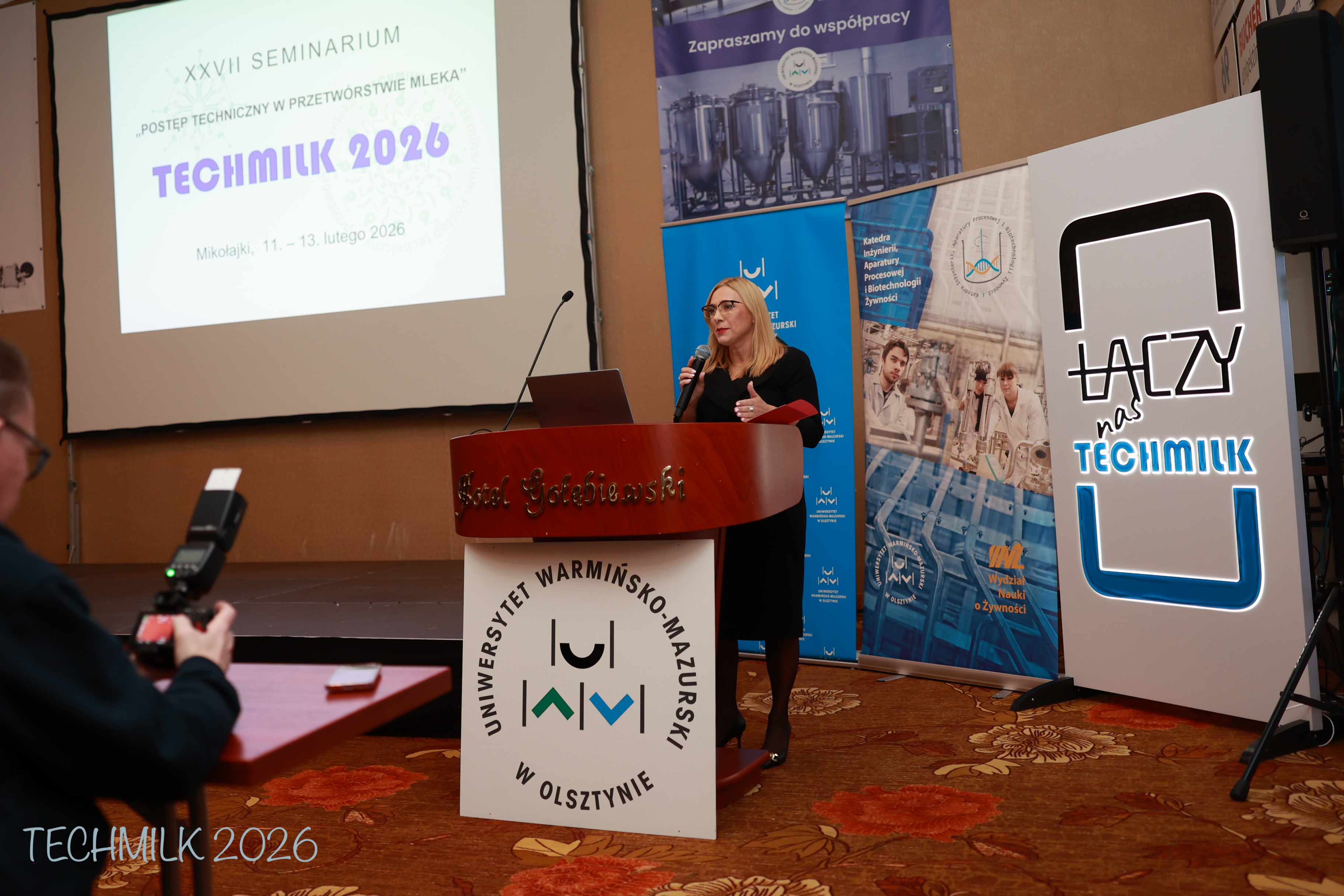 dziekan Wydziału Nauki o Żywności Justyna Żulewska podczas seminarium Techmilk 