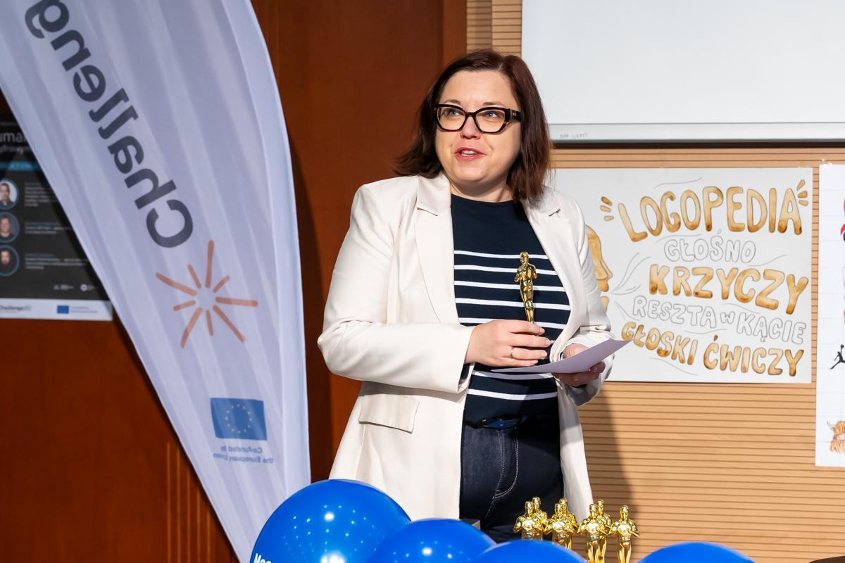 dr Anna Jarmuszkiewicz