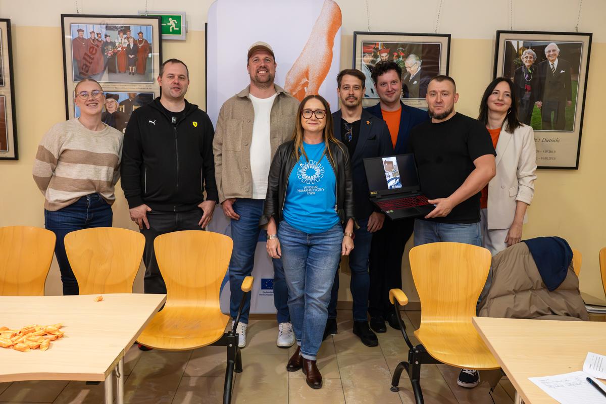 Uczestnicy debaty "Human w digitalu"