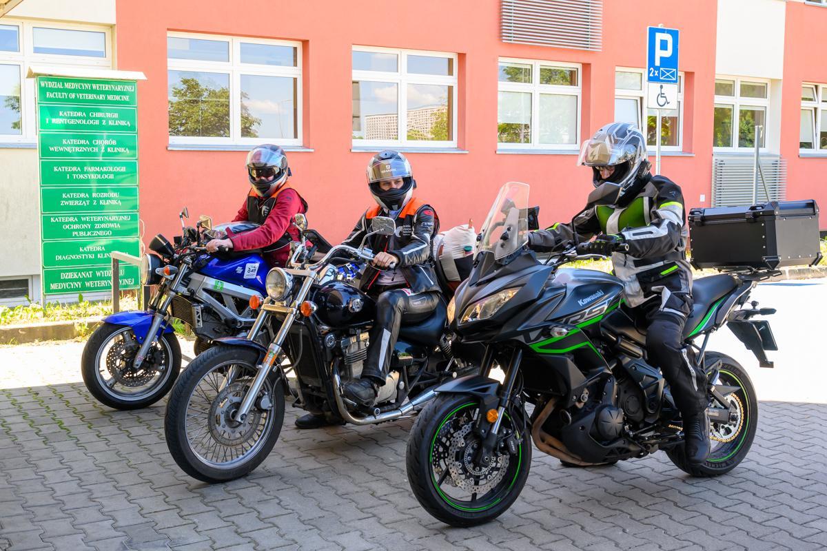 Członkowie grupy Vets with Horsepower na Wydziale Medycyny Weterynaryjnej 