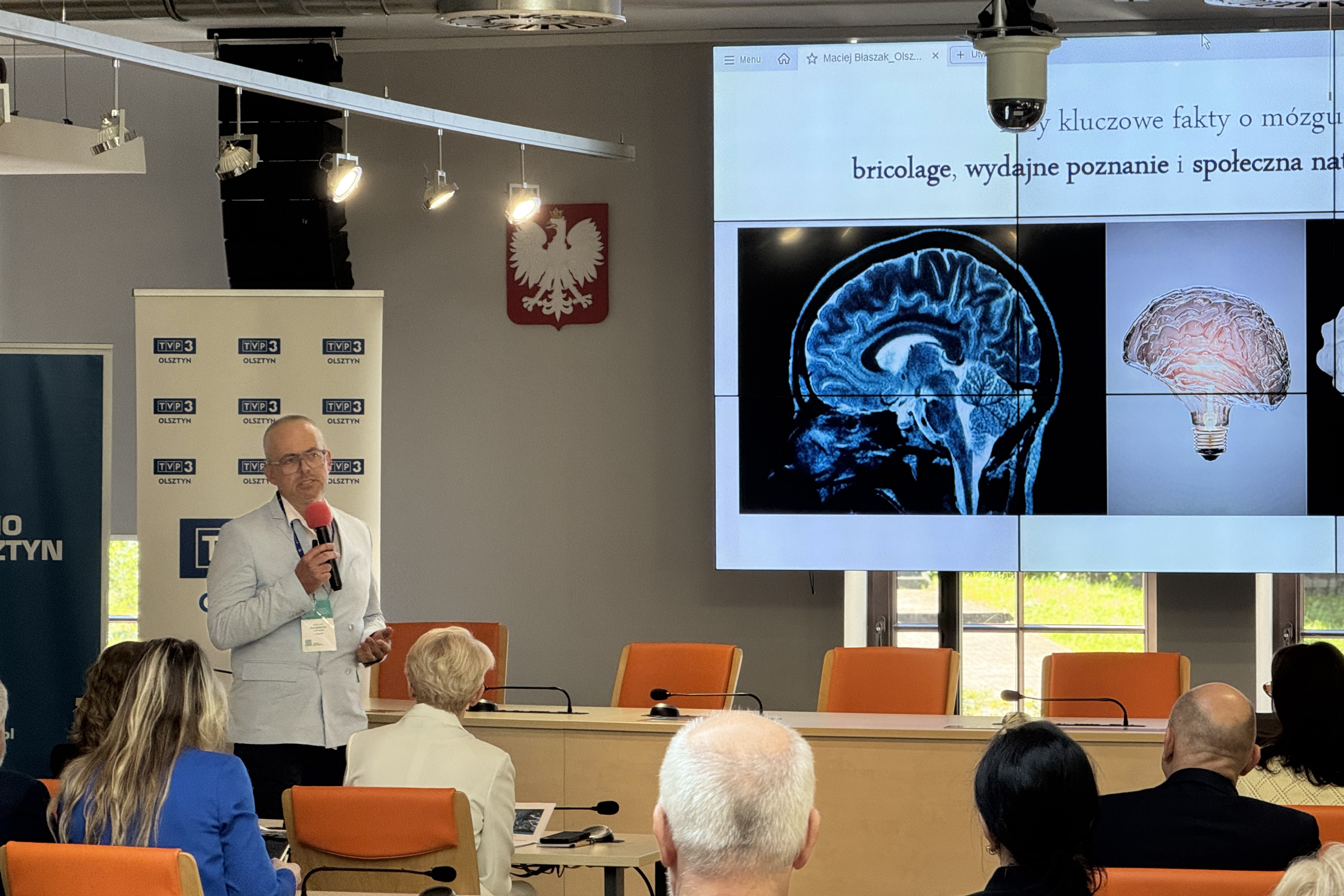 prof. Maciej Błaszak podczas wykładu