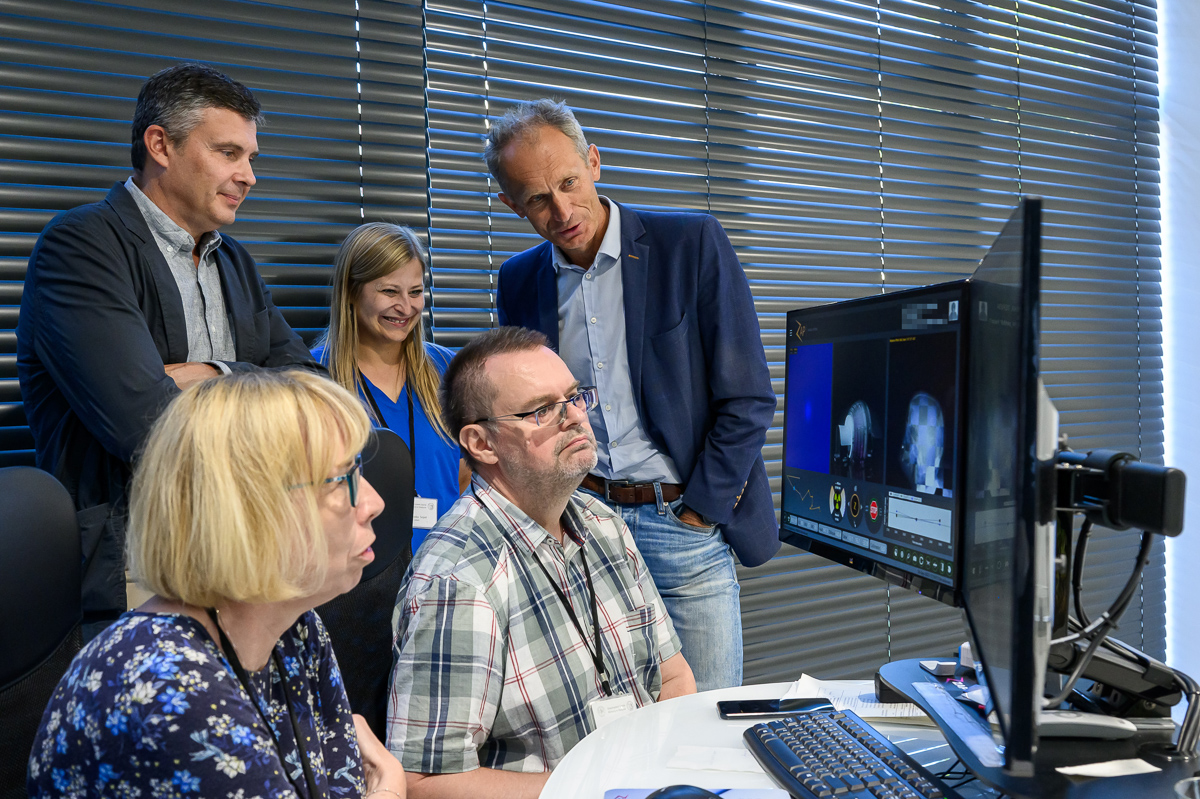 Pierwszy zabieg ZAP-X w Ośrodku Radiochirurgii Mózgu, Głowy i Szyi w USK w Olsztynie 