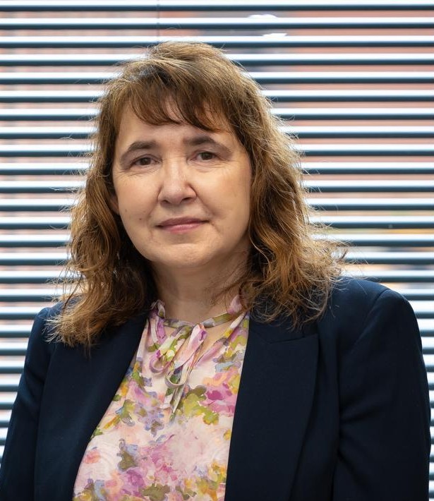 Prof. Elżbieta Zębek