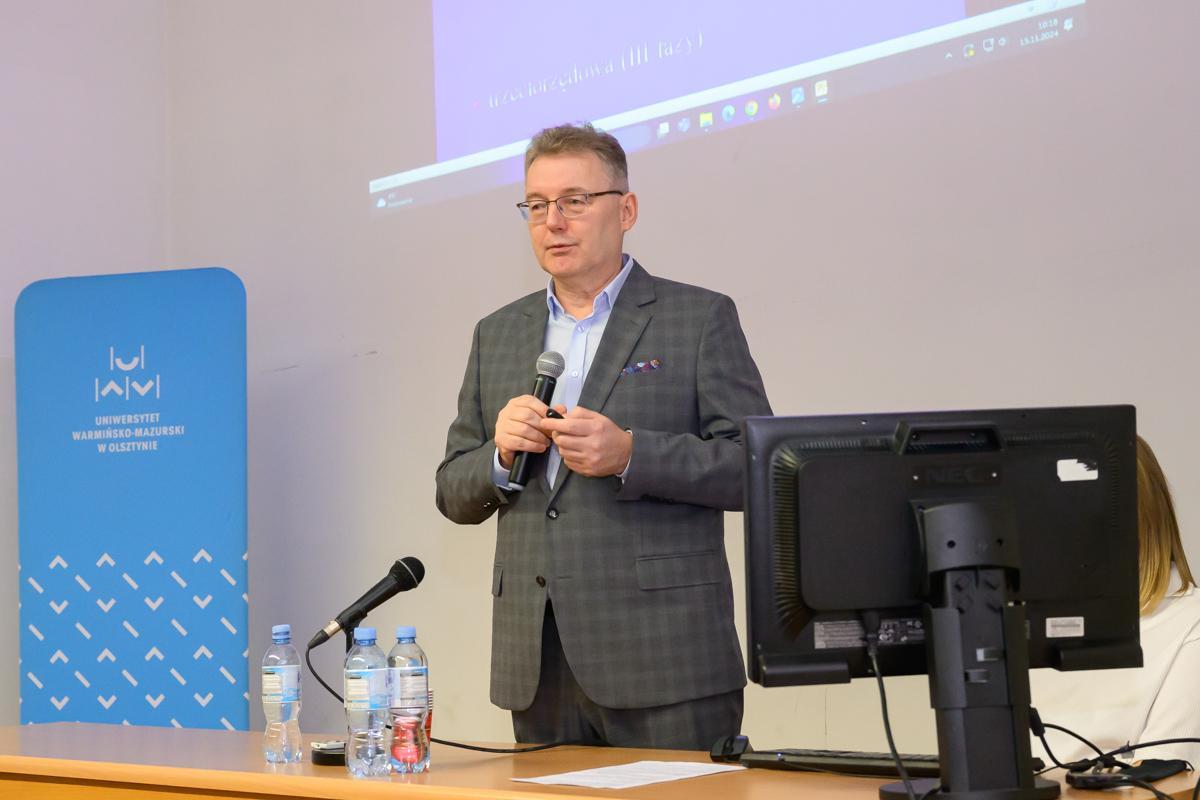 Dr hab. Tomasz Waśniewski, prof. UWM