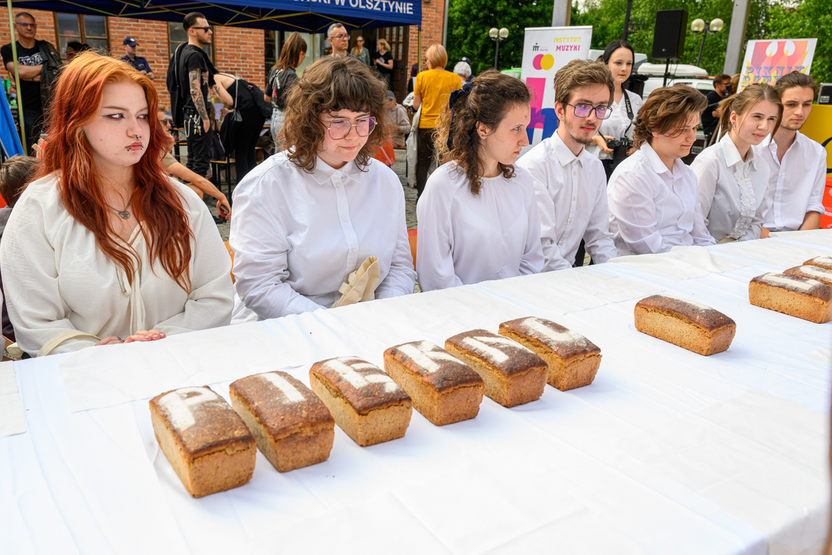 Piknik Sztuki z okazji jubileuszu 35-lecia Instytutu Sztuk Pięknych