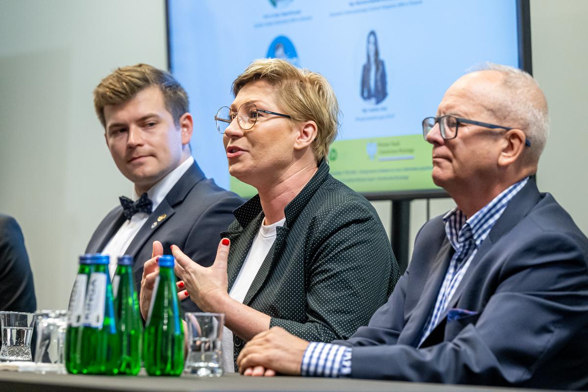 Uczestnicy panelu dyskusyjnego