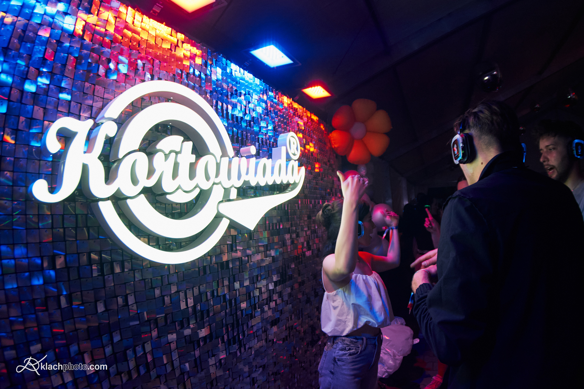 Silent Party 2025: Logo Kortowiady na pierwszym planie