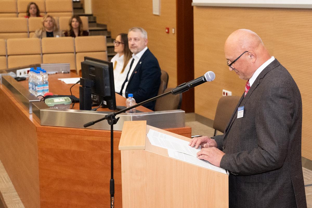 Prof. Kiklewicz otwiera konferencję 
