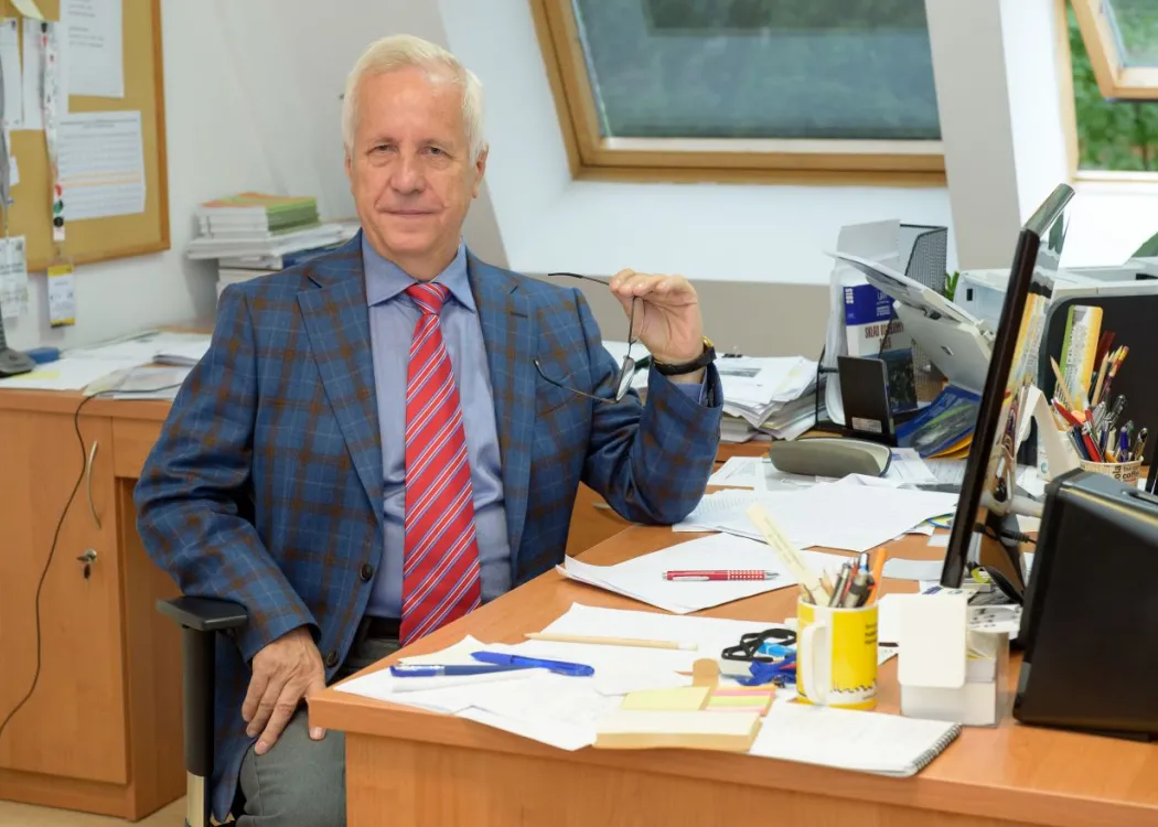 Prof. Źróbek 