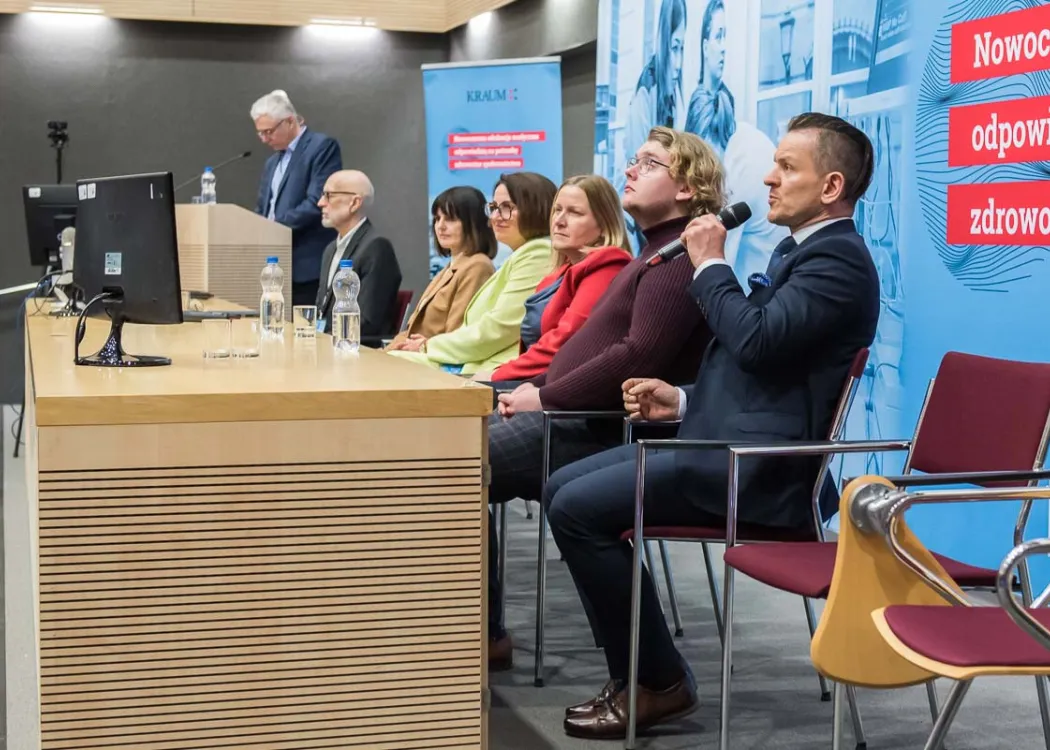 Konferencja pt. „Nowoczesna edukacja medyczna odpowiedzią na potrzeby zdrowotne społeczeństwa” / Fot. Tomasz Walów