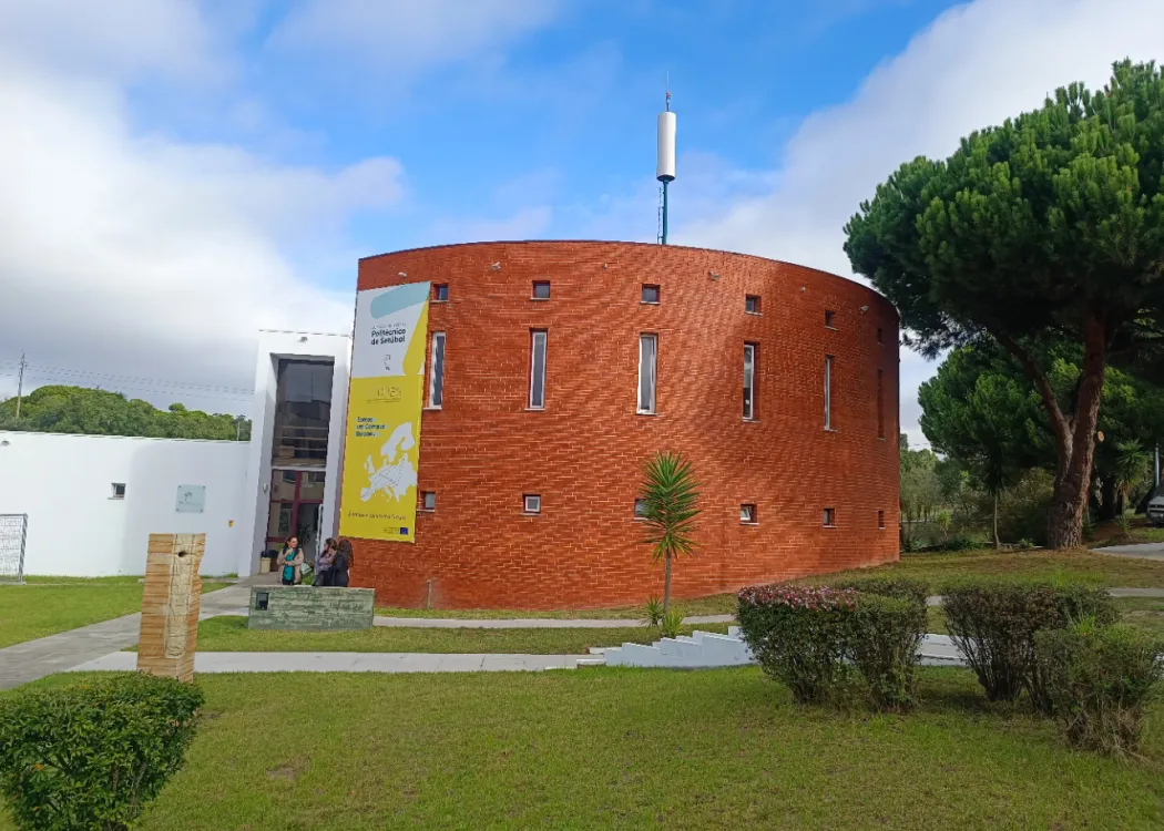budynek Uniwersytetu w Setubal