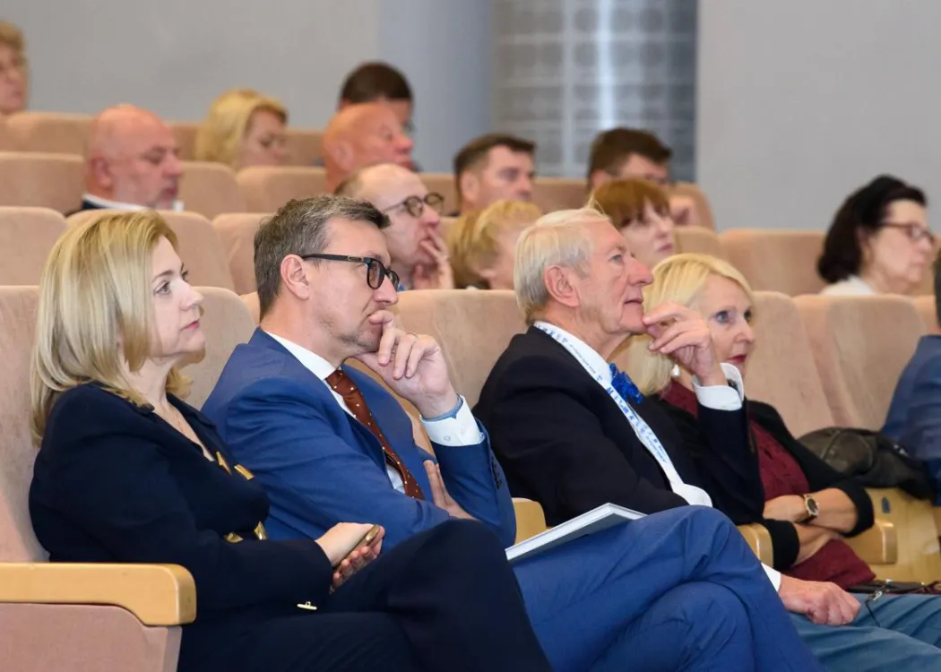 IV Światowy Zjazd Lekarzy Polskich i XI Kongres Polonii Medycznej