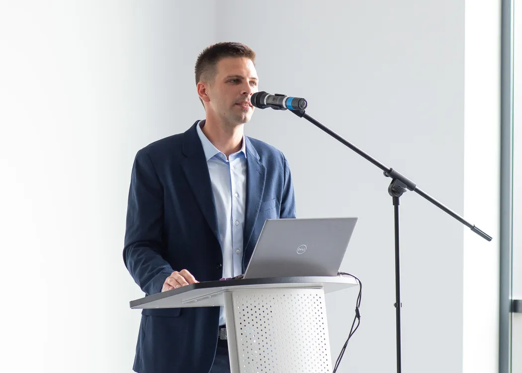 Kortosfera prezentuje swoją ofertę nauczycielom i dziennikarzom