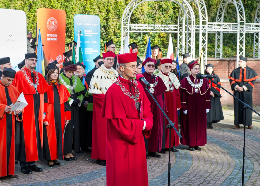 Inauguracja roku akademickiego w Collegium Medicum - amifiteatr
