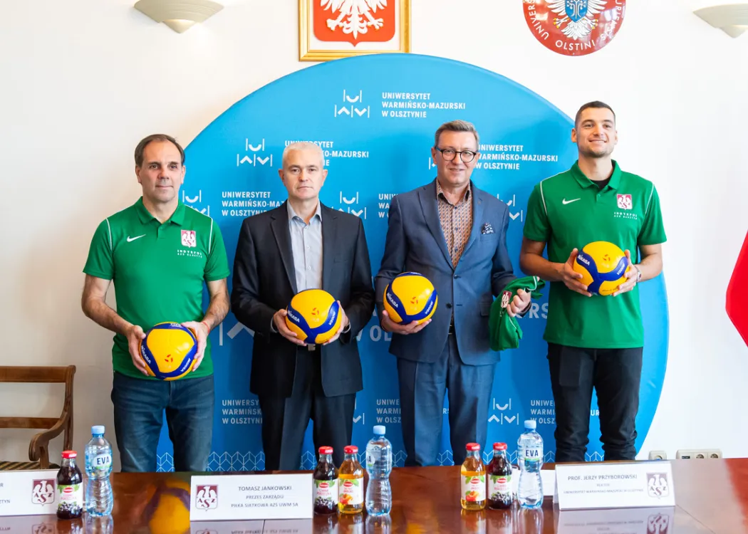 Rektor UWM z przedstawicielami Indykpol AZS Olsztyn