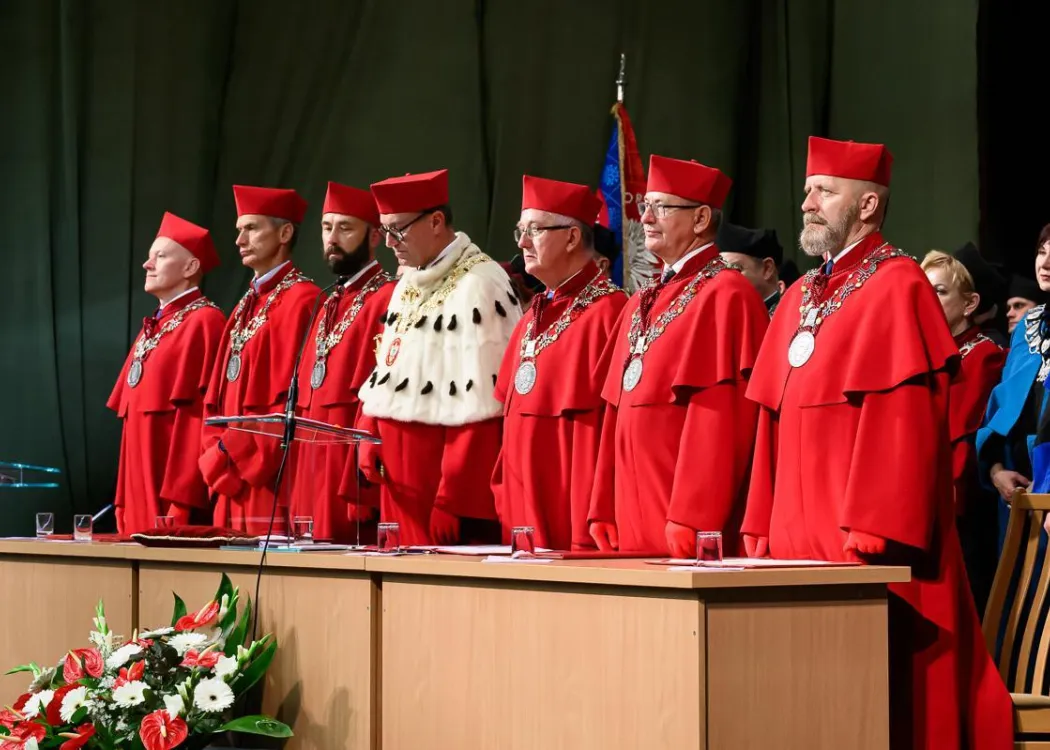 Kolegium Rektorskie podczas inauguracji roku akademickiego 2023/2024