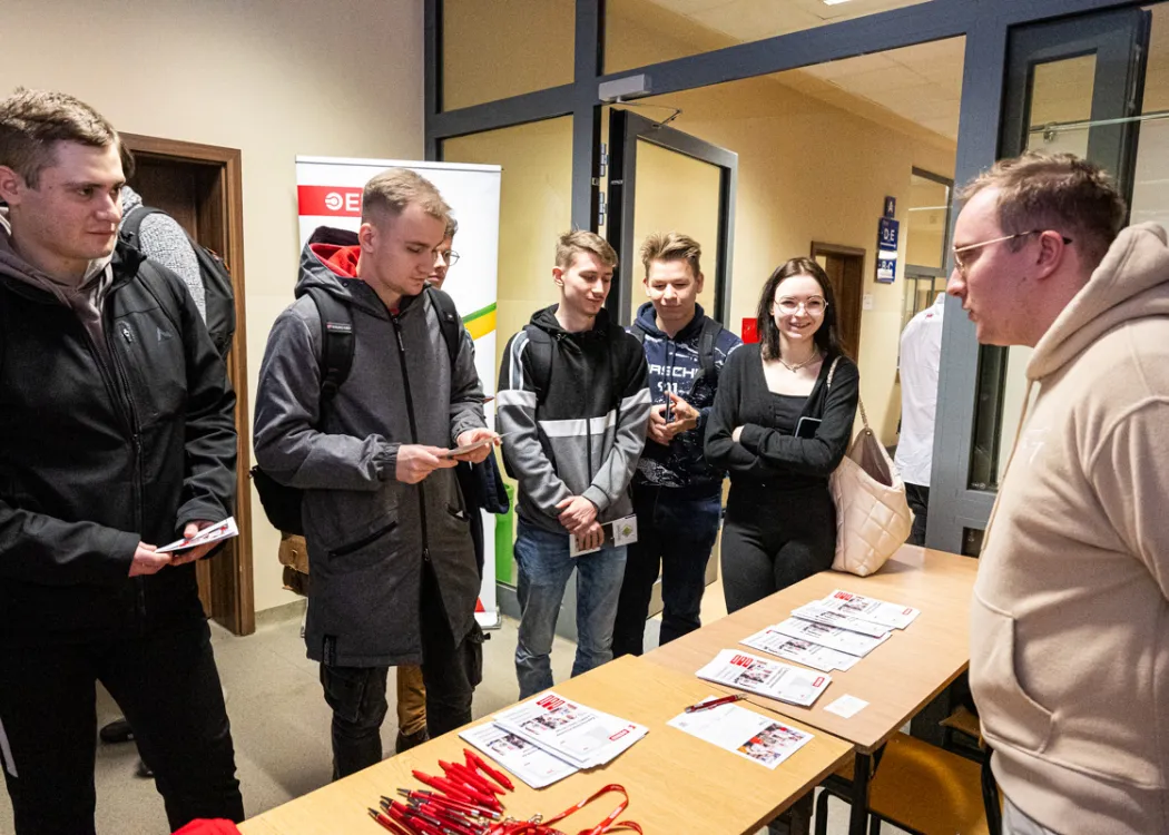 Targi pracy na Wydziale Nauk Technicznych