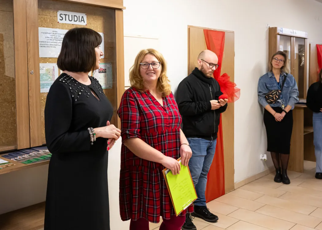 dr Bęś i dr Płoszaj Witkowska stoją