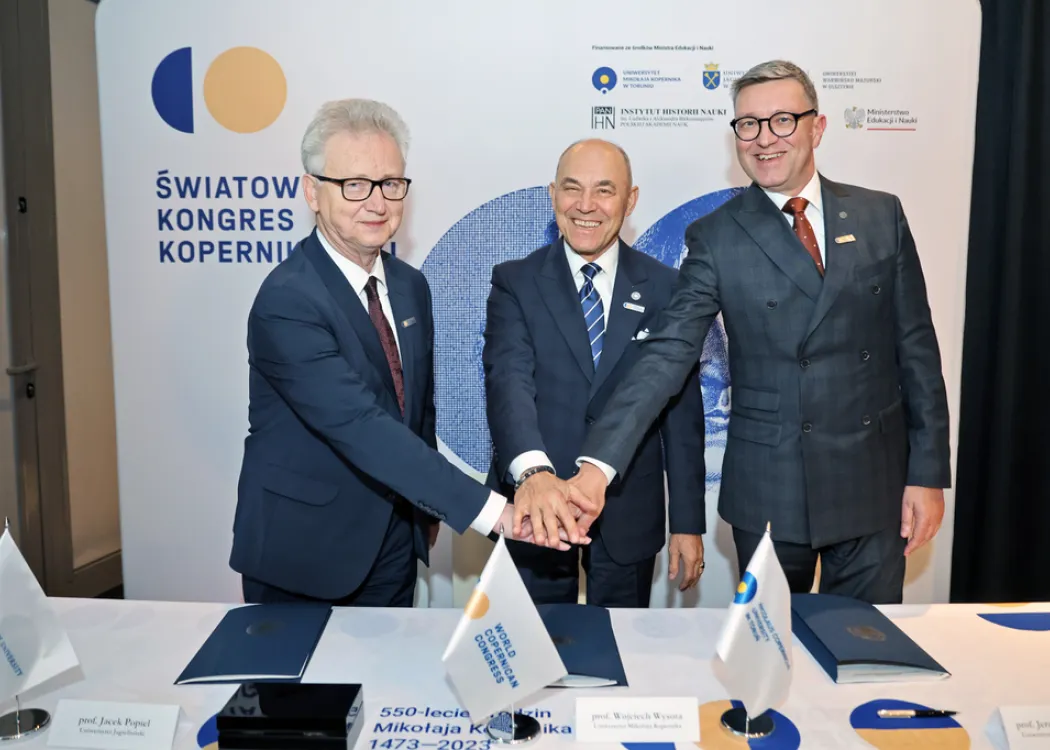 Rektorzy uczelni organizujących ŚKK oraz założyciele Międzynarodowego Centrum Badań Kopernikańskich