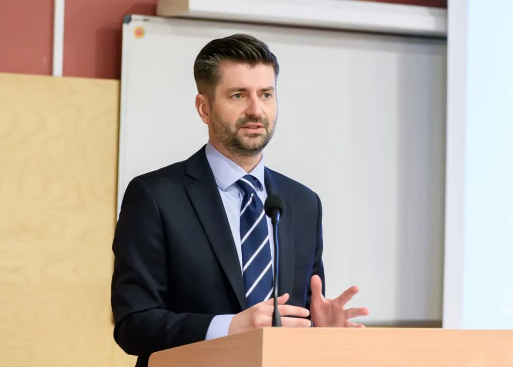 dr Krzysztof Śmiszek