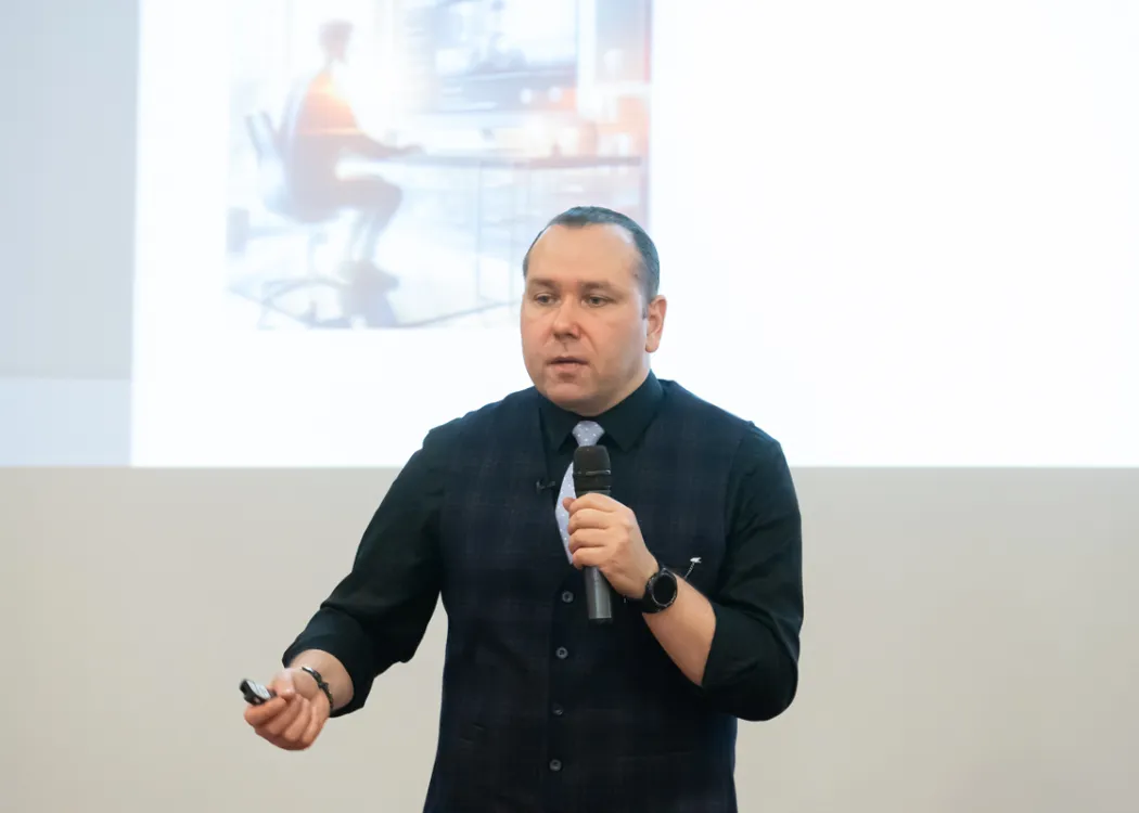 Naukowe środy na UWM - wykład dr. Miłosza Babeckiego