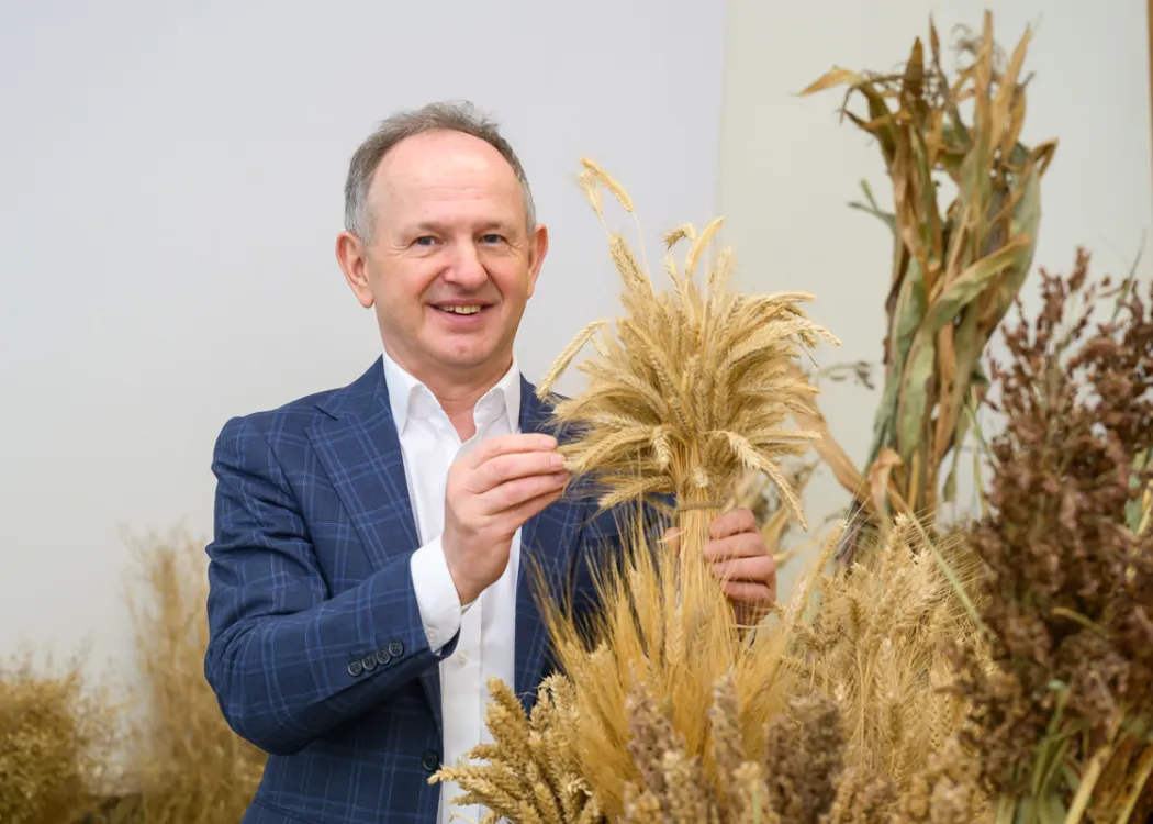 Prof. Bogdan Dubis