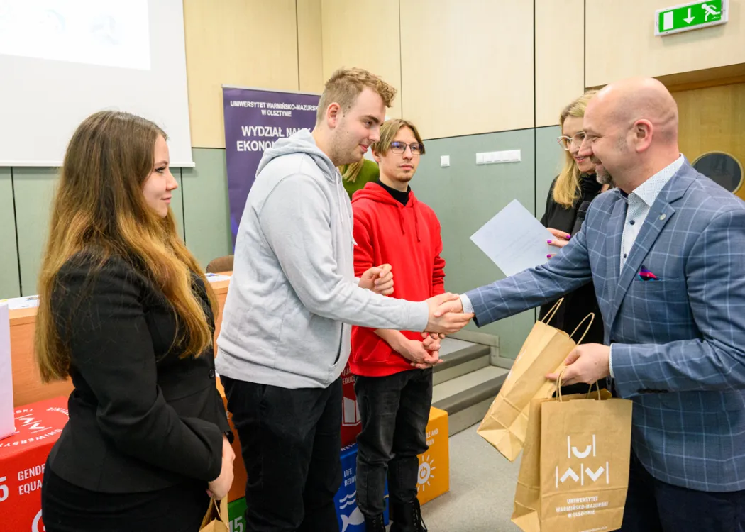 Dzień z Ekonomią na UWM 2024