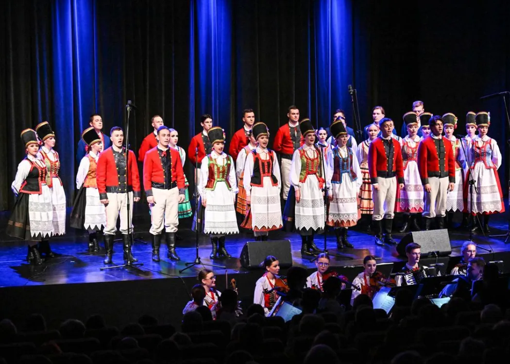 Koncert Zespołu Pieśni i Tańca Kortowo