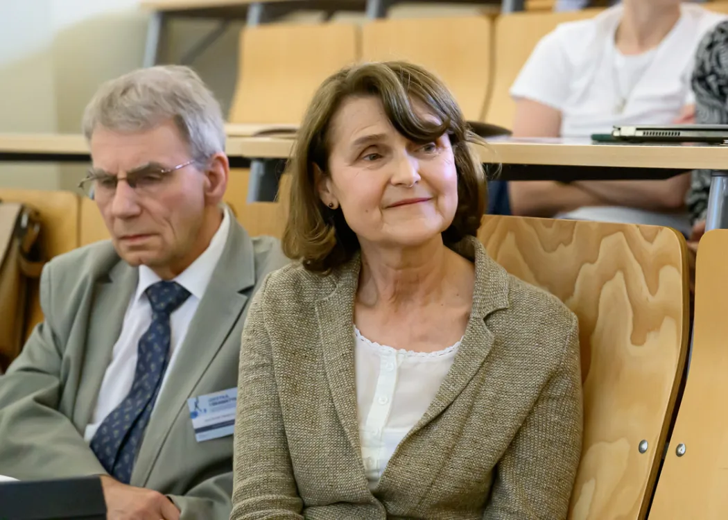 konferencja z cyklu: Nowe zjawiska w języku, tekście i komunikacji.