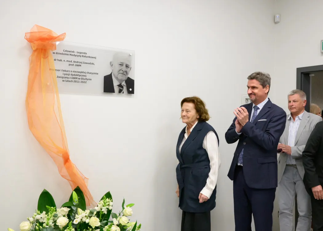 uroczystość nadania auli Wydziału Lekarskiego imienia prof. Wojciecha Rowińskiego oraz sali SOR imienia prof. Andrzeja Zawadzkiego.