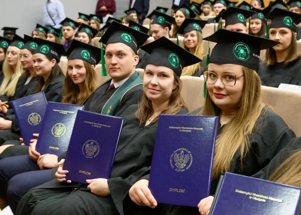 rozdanie dyplomów na Wydziale Medycyny Weterynaryjnej