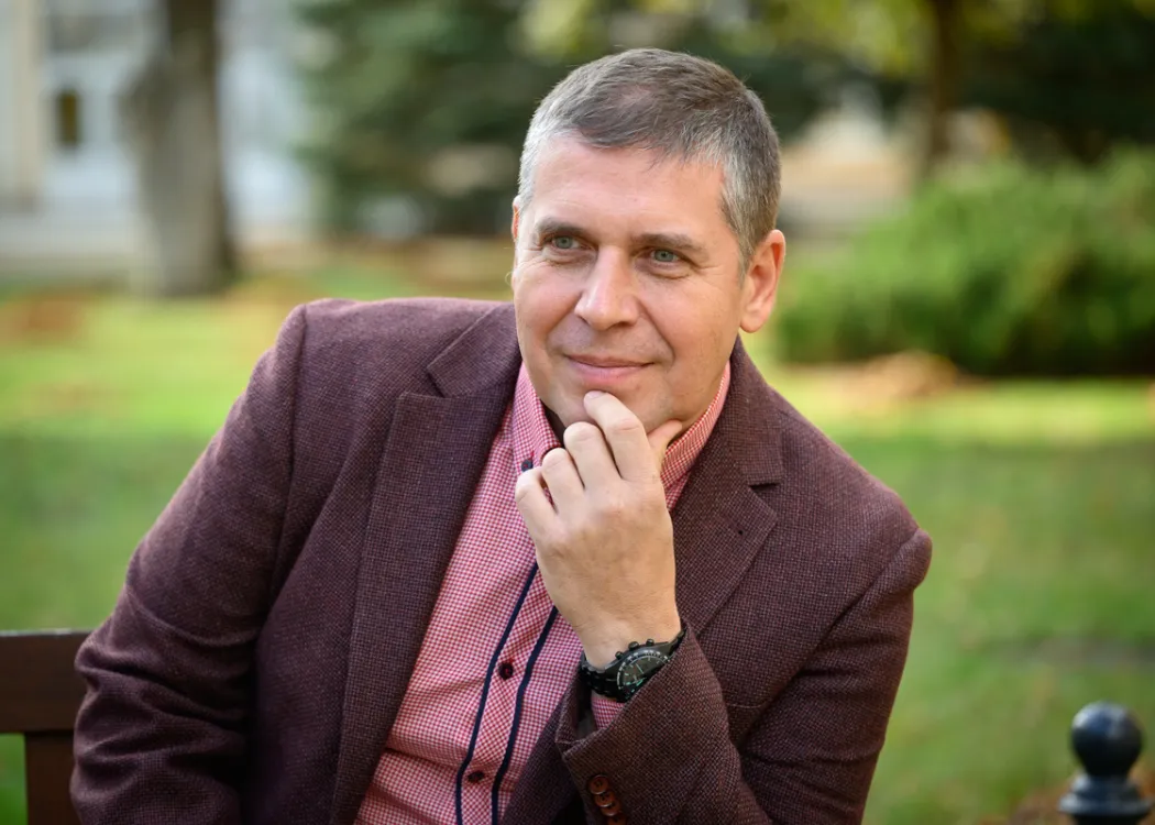 Profesor Adam Okorski 
