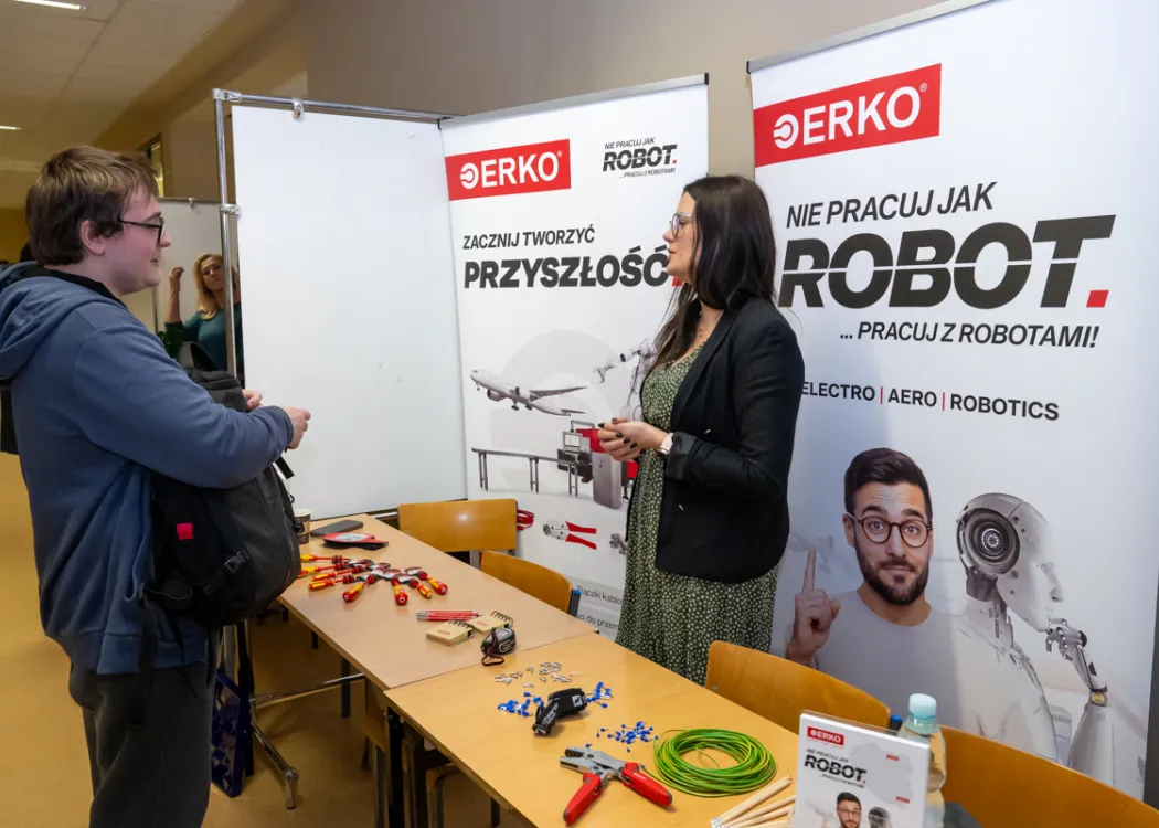 Targi pracy na WNT