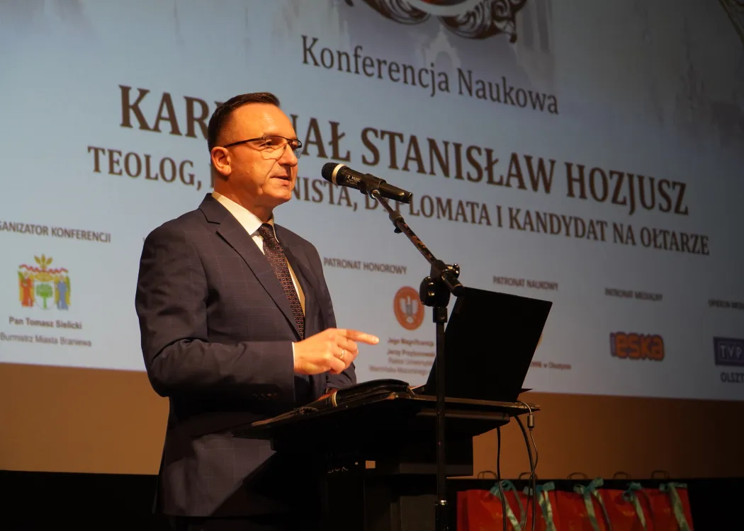Konferencja o Hozjuszu 