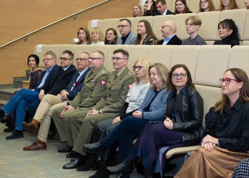 Wydział Humanistyczny: wręczenie dyplomów wyróżniającym się absolwentom
