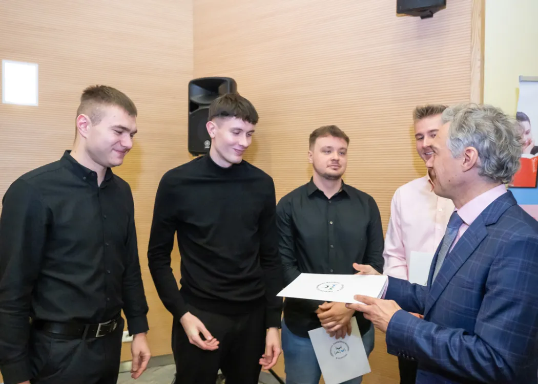 Wydział Humanistyczny: wręczenie dyplomów wyróżniającym się absolwentom