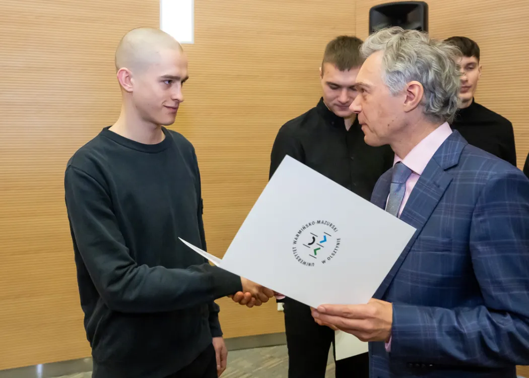 Wydział Humanistyczny: wręczenie dyplomów wyróżniającym się absolwentom