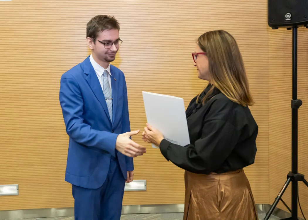 Wydział Humanistyczny: wręczenie dyplomów wyróżniającym się absolwentom