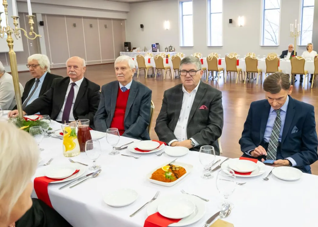 Spotkanie wigilijne emerytowanych profesorów UWM