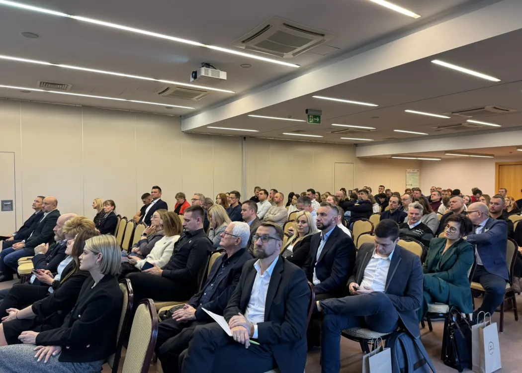  Konferencja. „Wykorzystanie krajowych źródeł białka jako droga do wzrostu opłacalności produkcji zwierzęcej, ograniczenia emisji azotu i śladu węglowego oraz poprawy bezpieczeństwa białkowego”. 