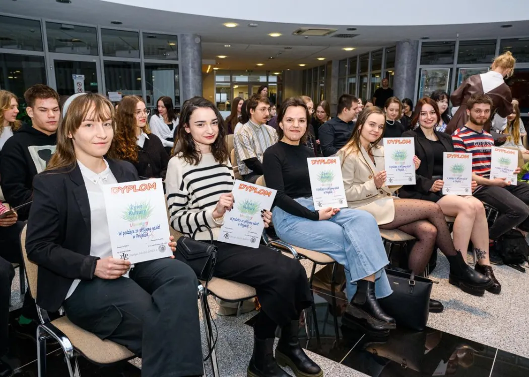 Żywe Kultury Literatury