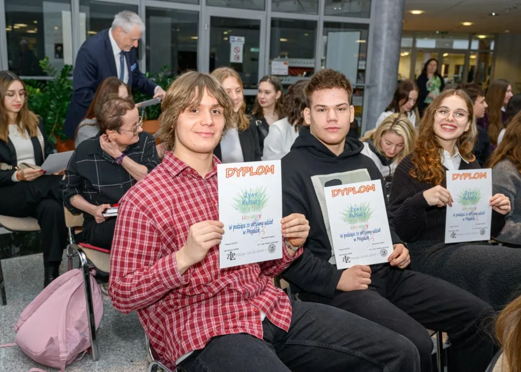 Żywe Kultury Literatury