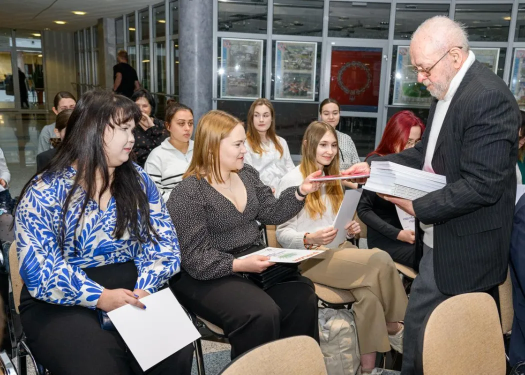 Żywe Kultury Literatury
