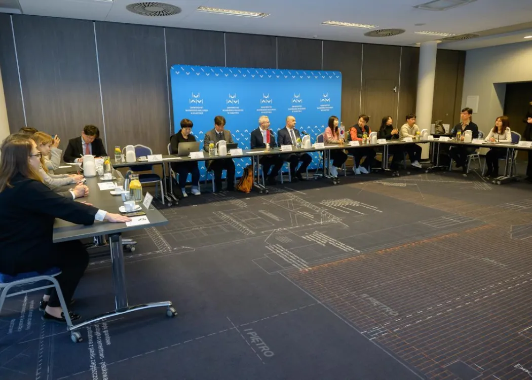 delegacja z Korei Południowej na UWM