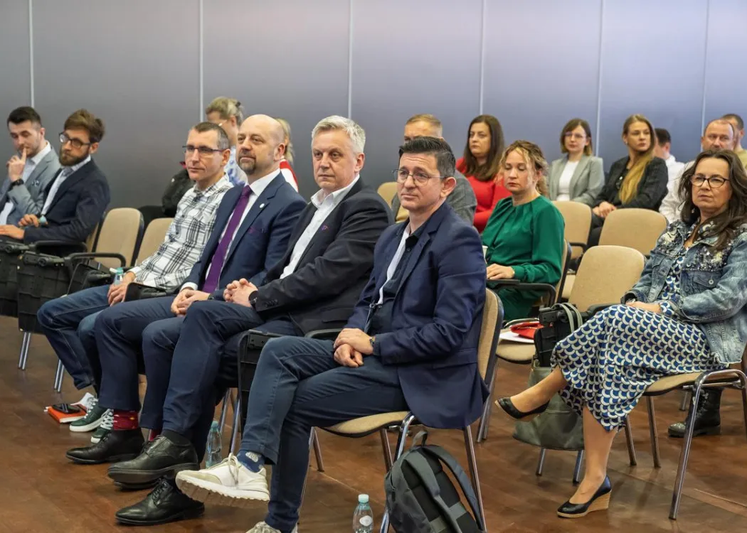 Uczestnicy konferencji o AI