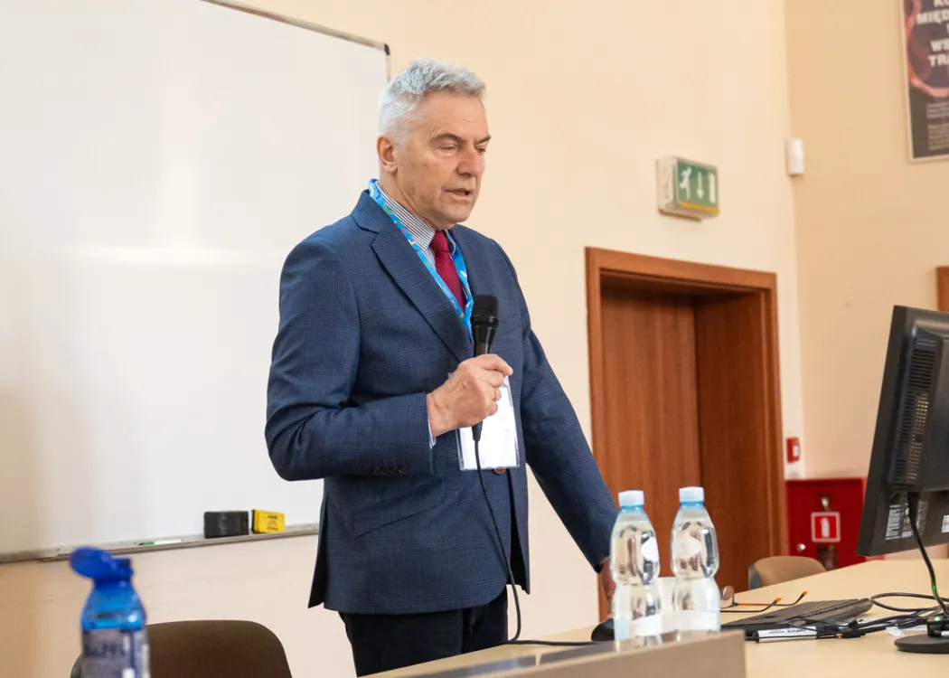 Konferencja „Między słowami - między światami"