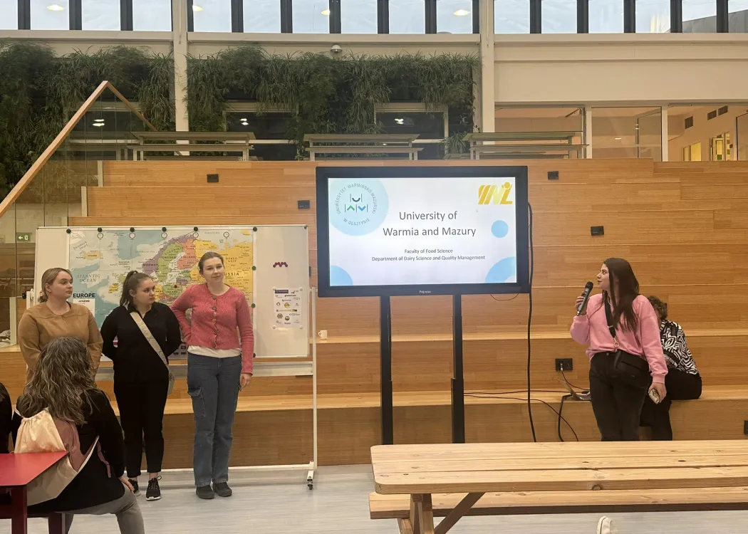studenci na Europejskim Konkursie Sensorycznym 