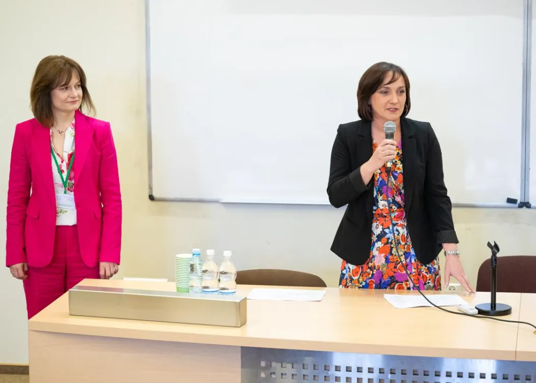 Uczestnicy konferencji nowe zjawiska w języku 